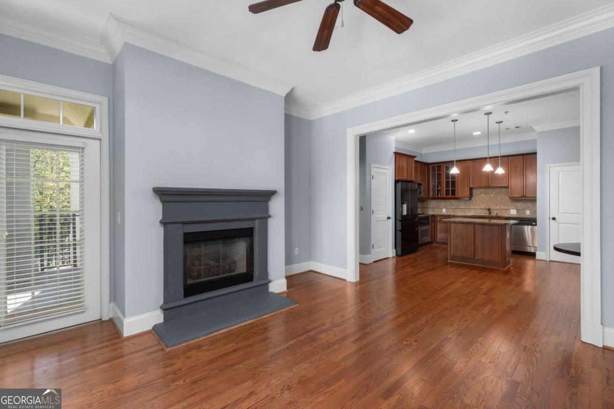 11 Perimeter Center E # 1404