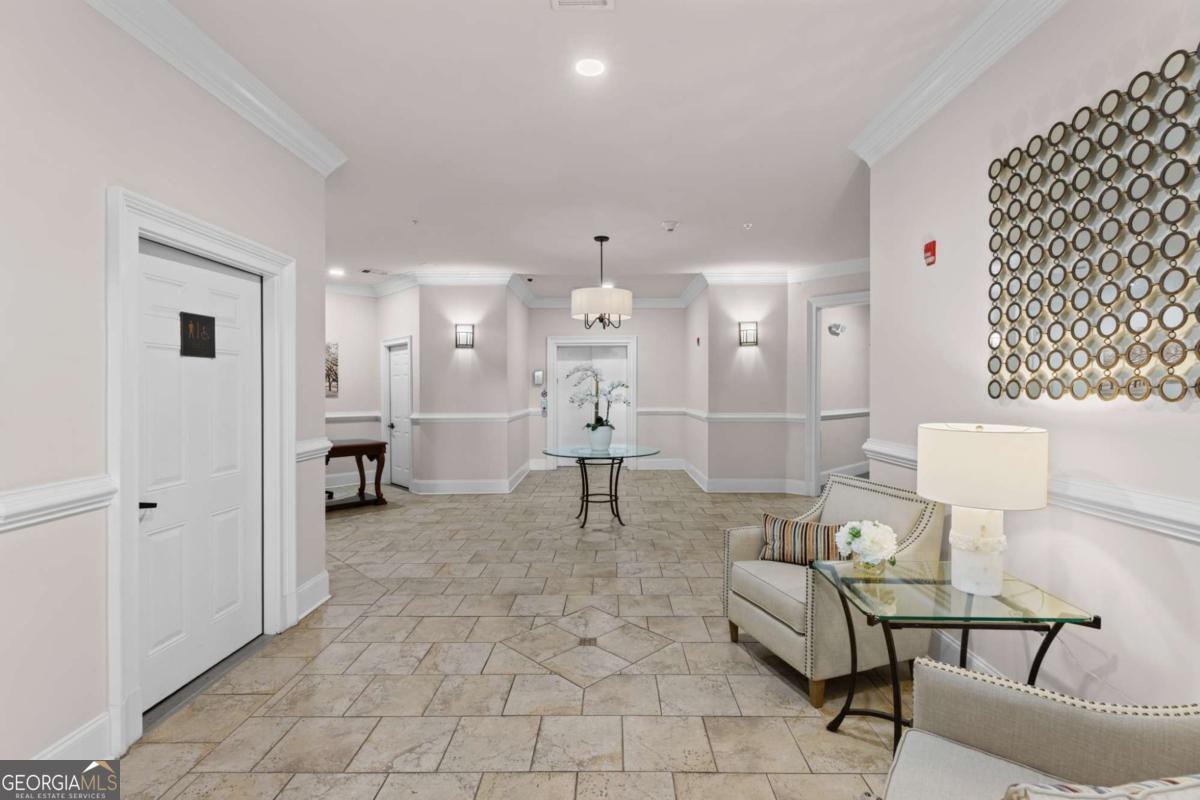 11 Perimeter Center E # 1404