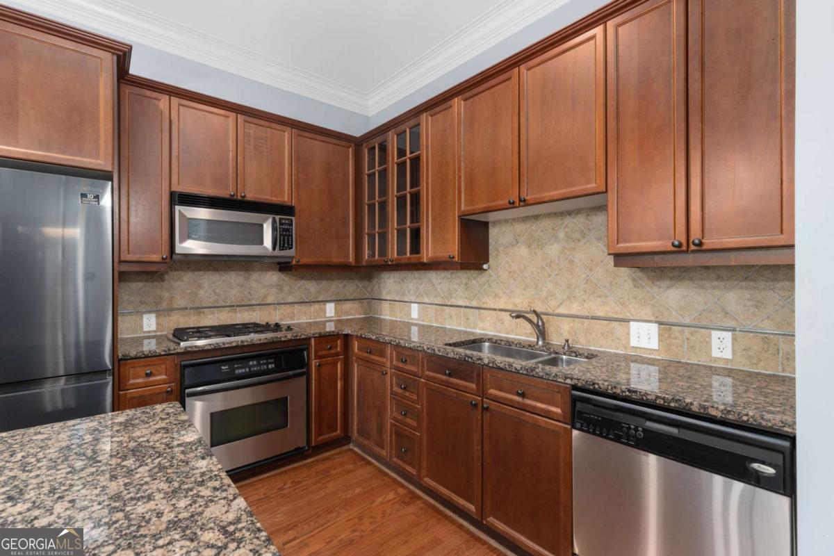 11 Perimeter Center E # 1404