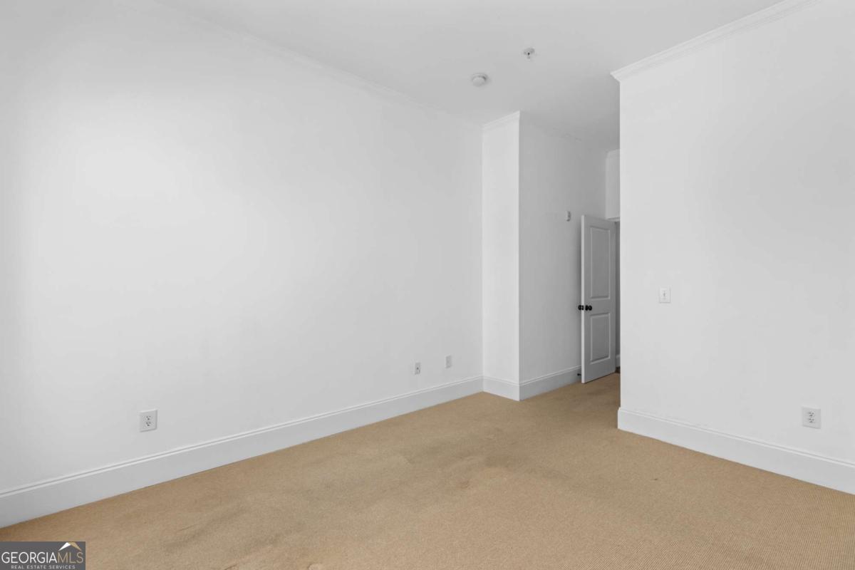 11 Perimeter Center E # 1404
