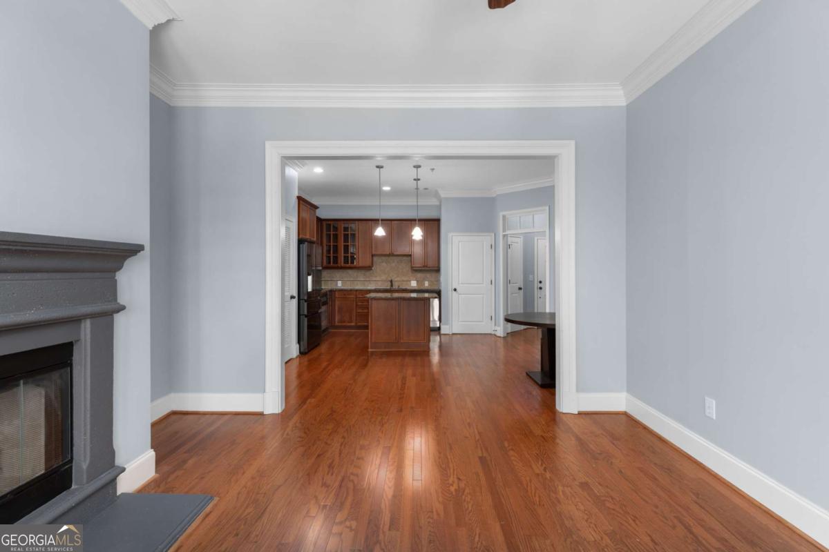 11 Perimeter Center E # 1404
