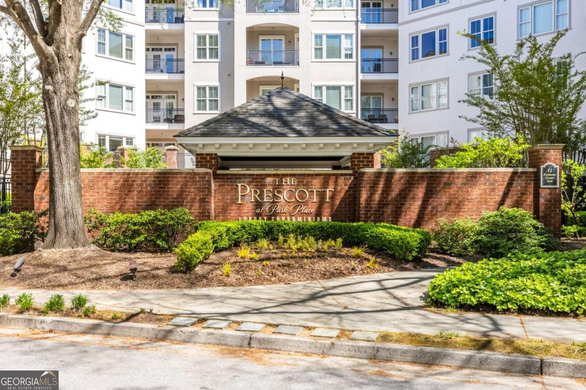 11 Perimeter Center E # 1404
