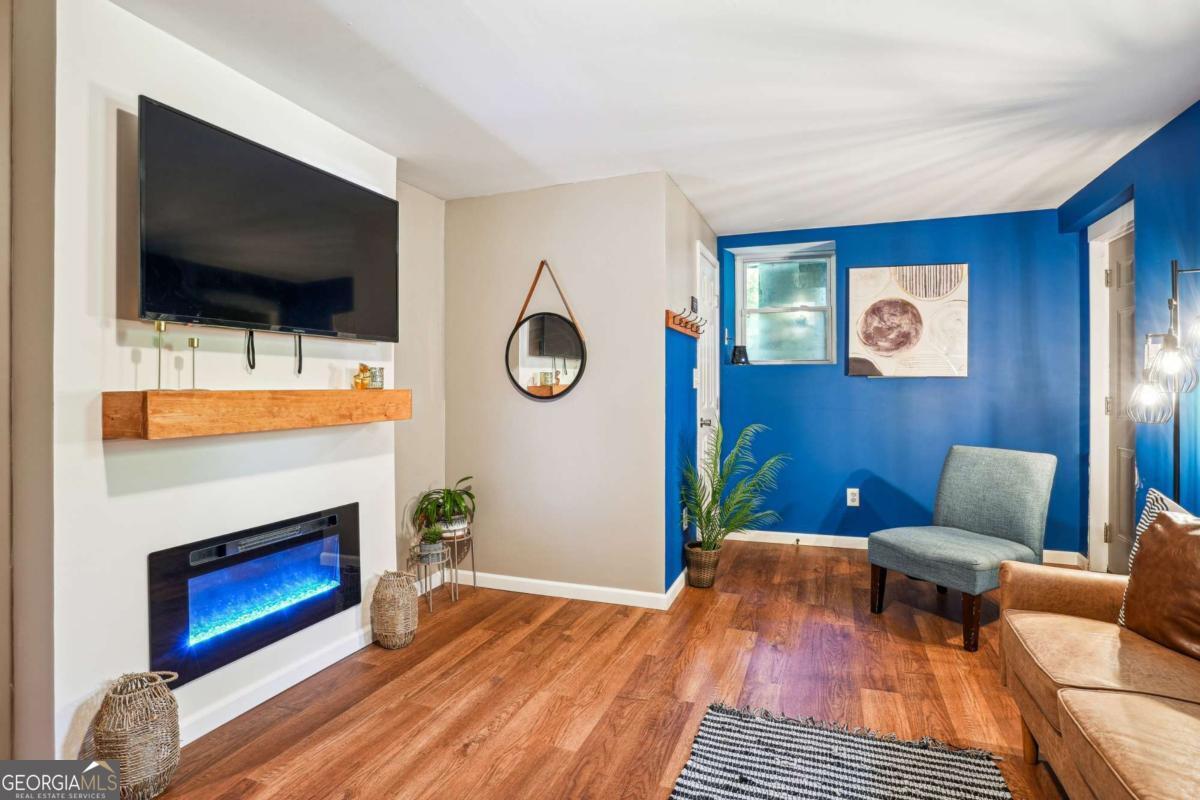 877 Lee Andrews Avenue SE