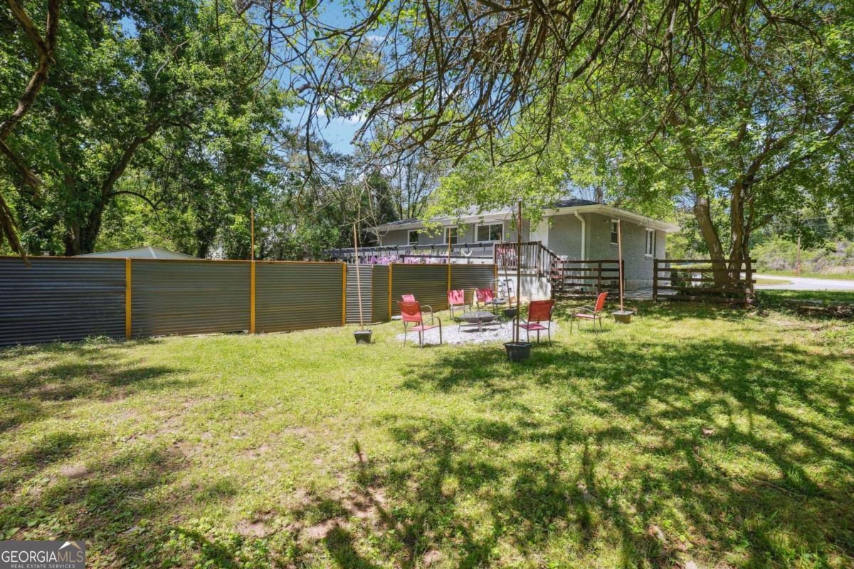 877 Lee Andrews Avenue SE