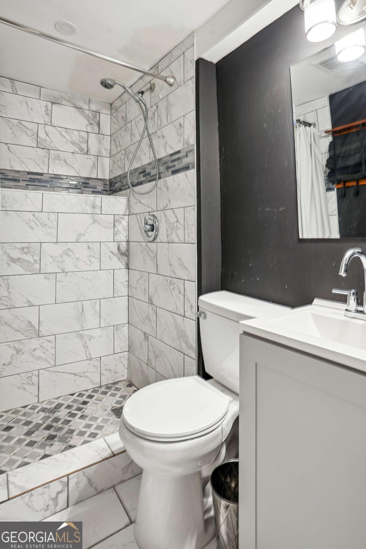 877 Lee Andrews Avenue SE