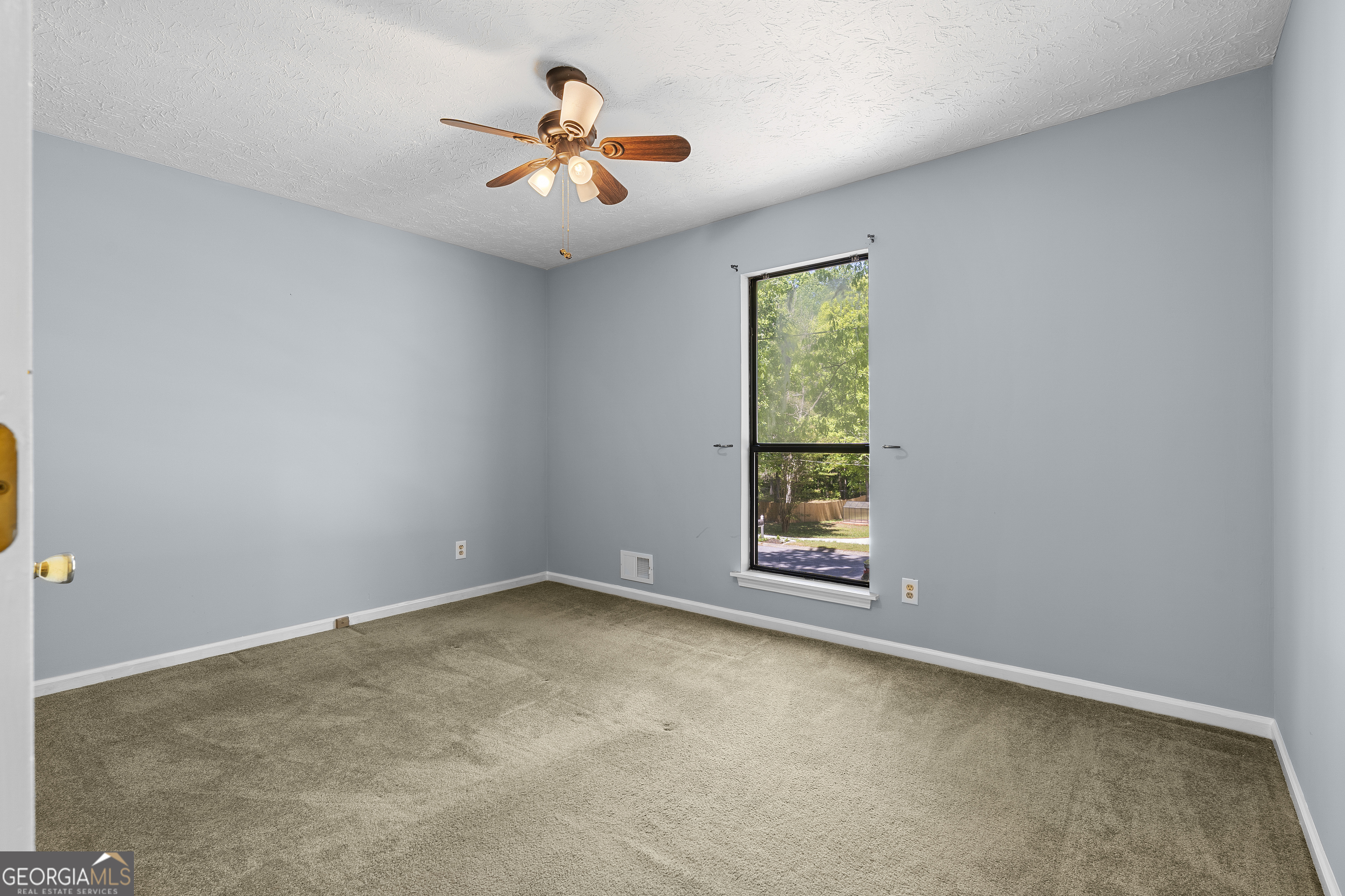 1800 Coachman Cove