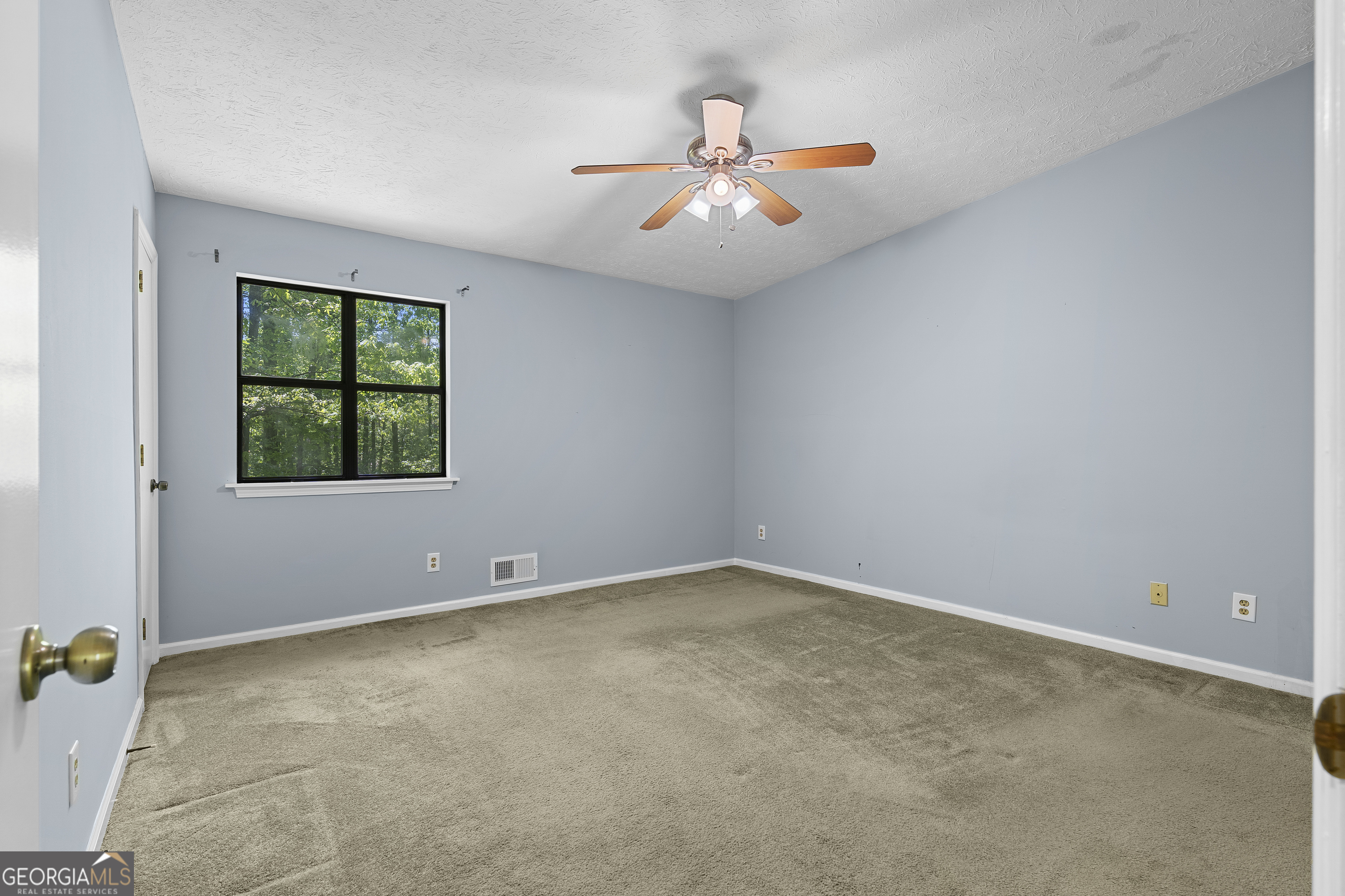1800 Coachman Cove