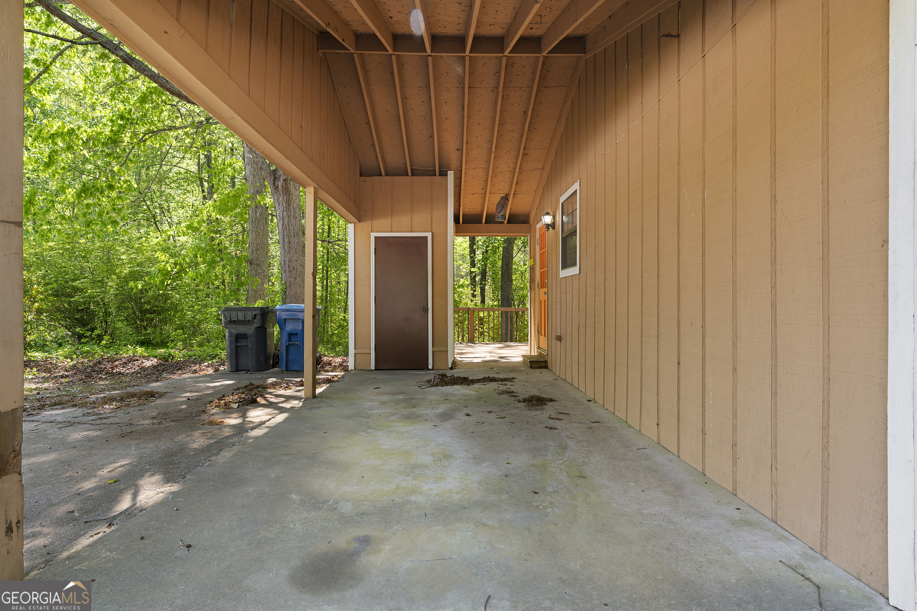 1800 Coachman Cove