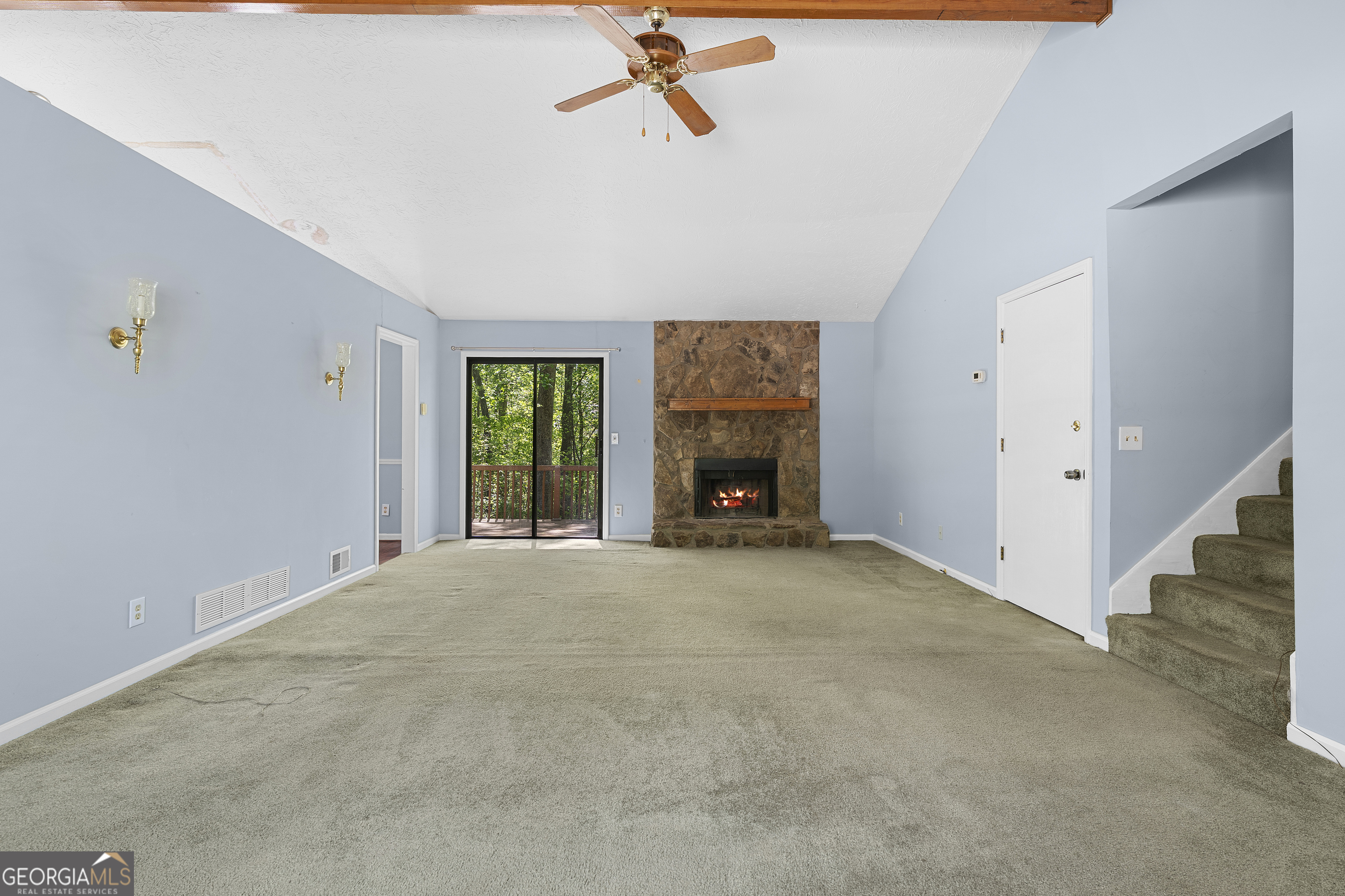 1800 Coachman Cove