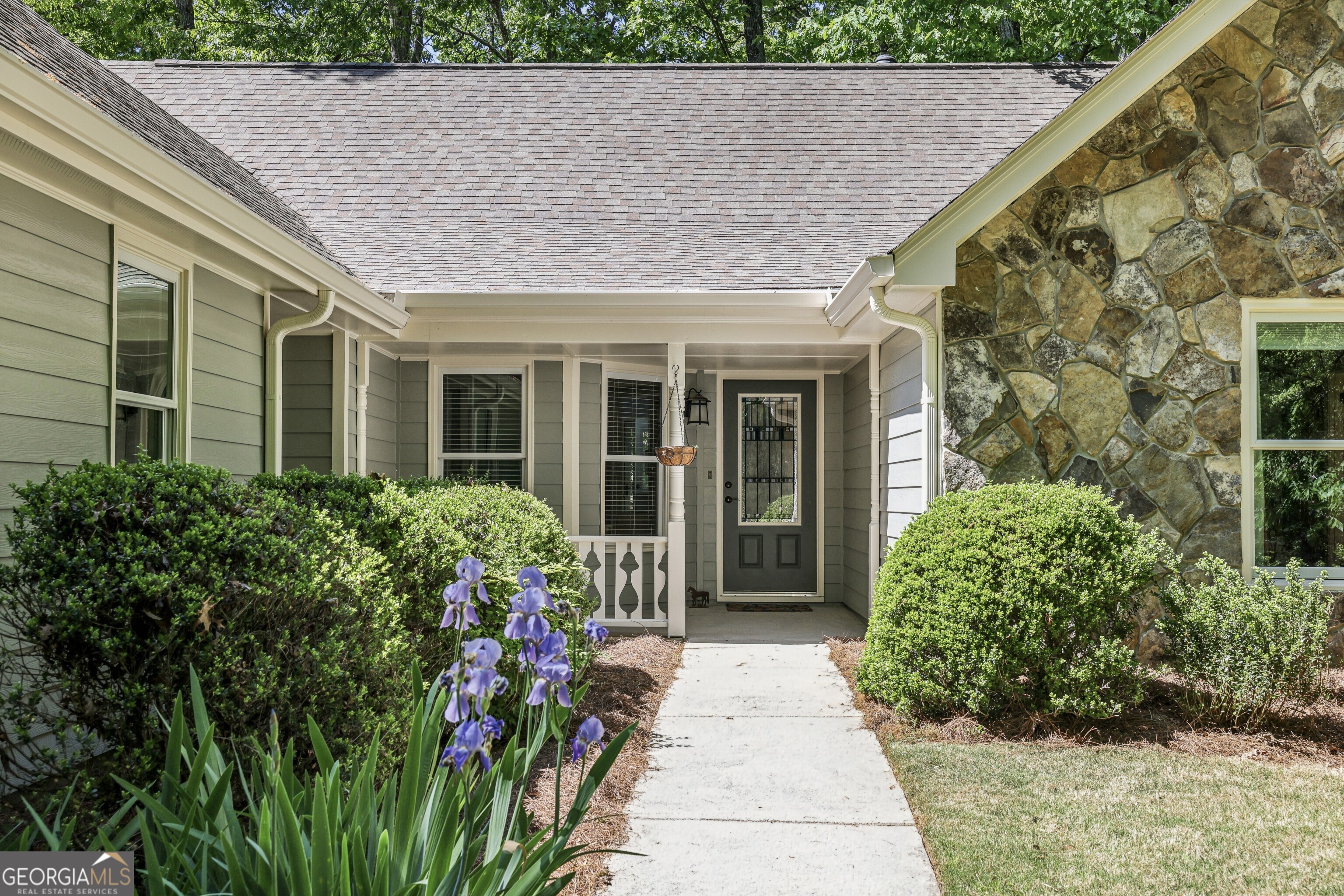 1390 Barclay Drive