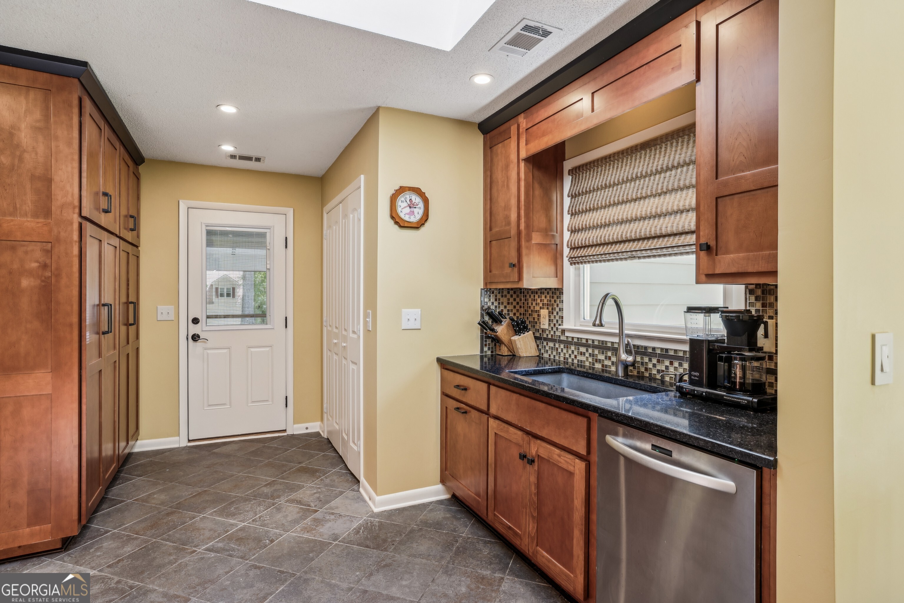 1390 Barclay Drive