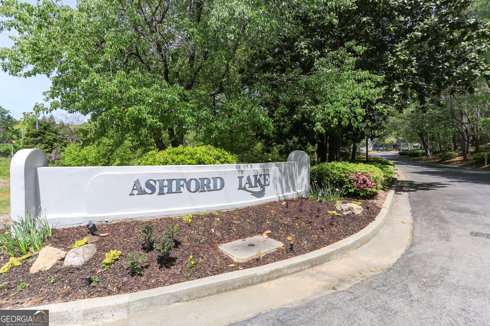 3794 Ashford Lake Court NE