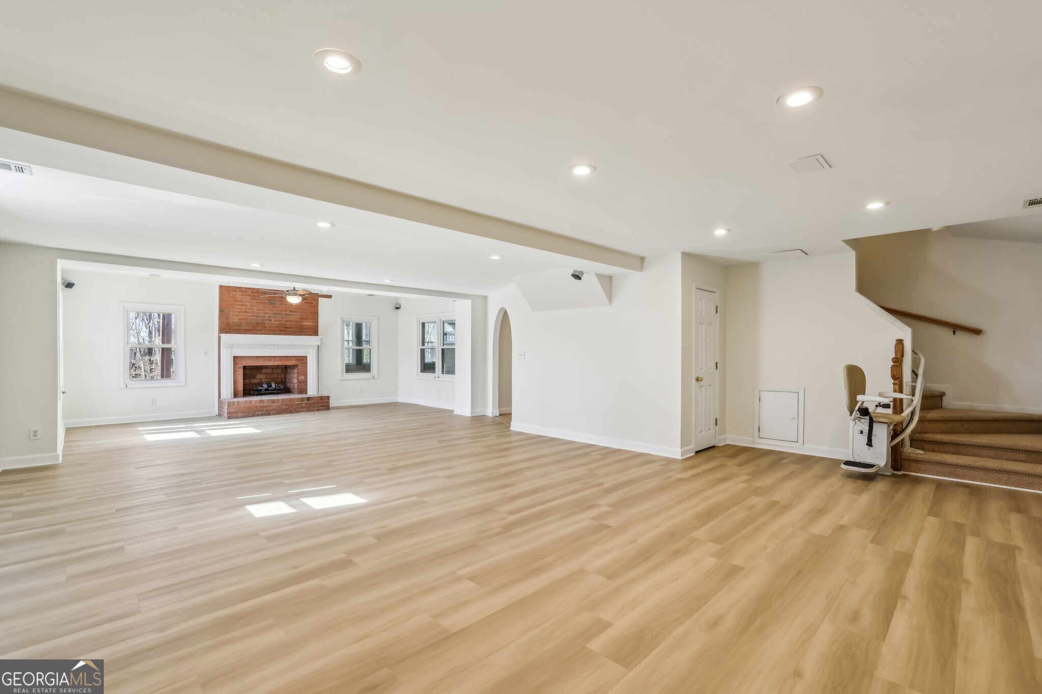 2975 Coles Way