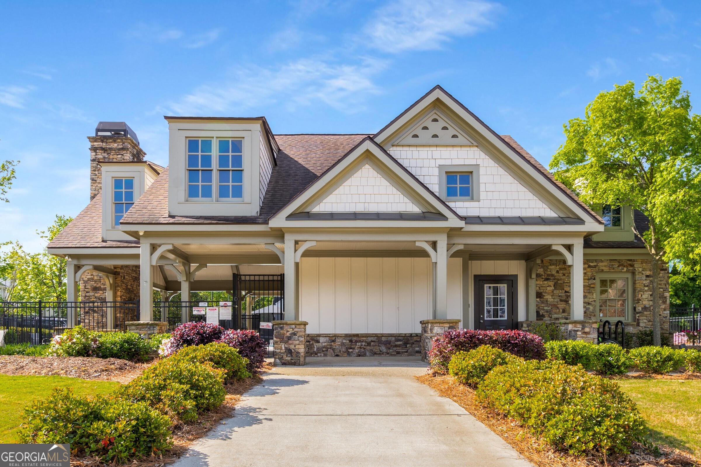 4215 Idlewood Drive