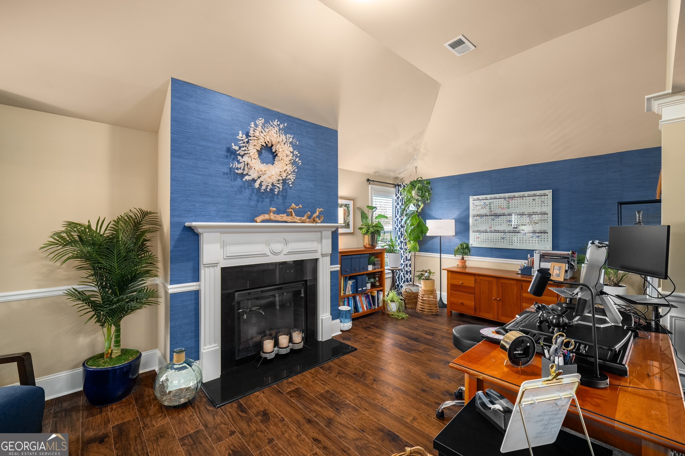 4215 Idlewood Drive