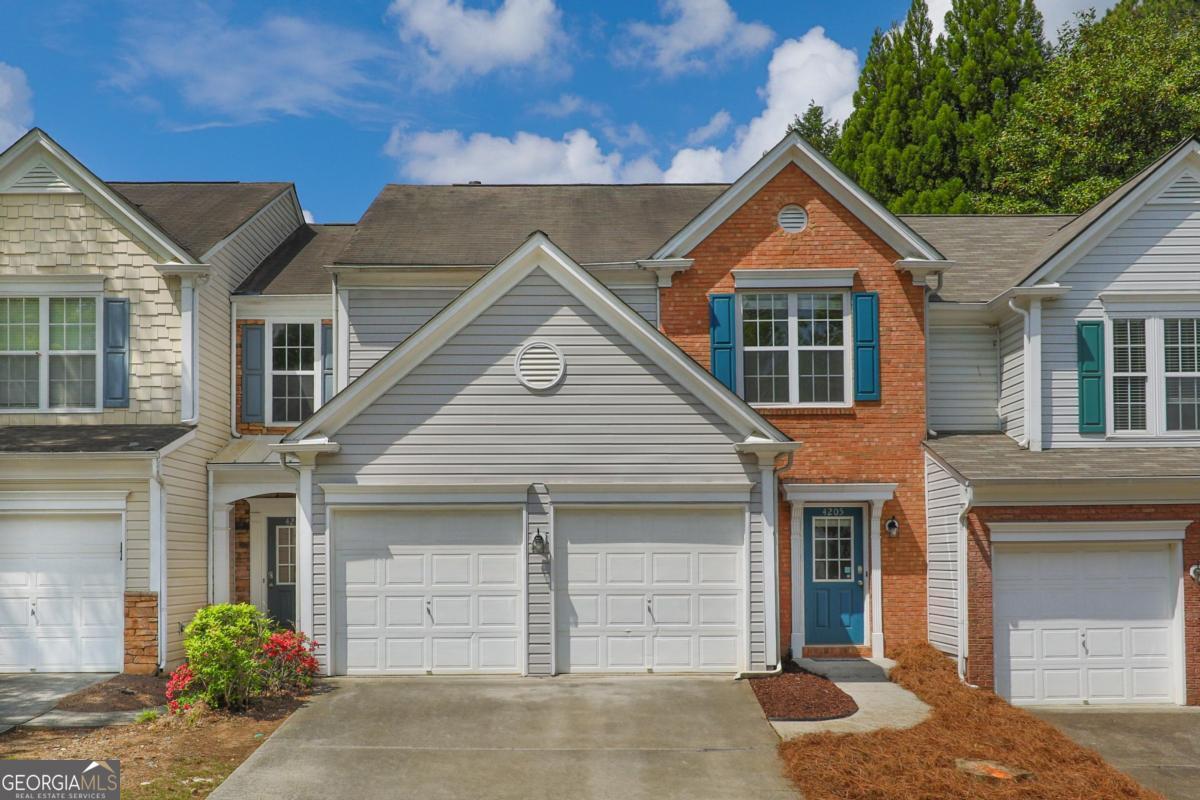 4205 Royal Regency Circle NW