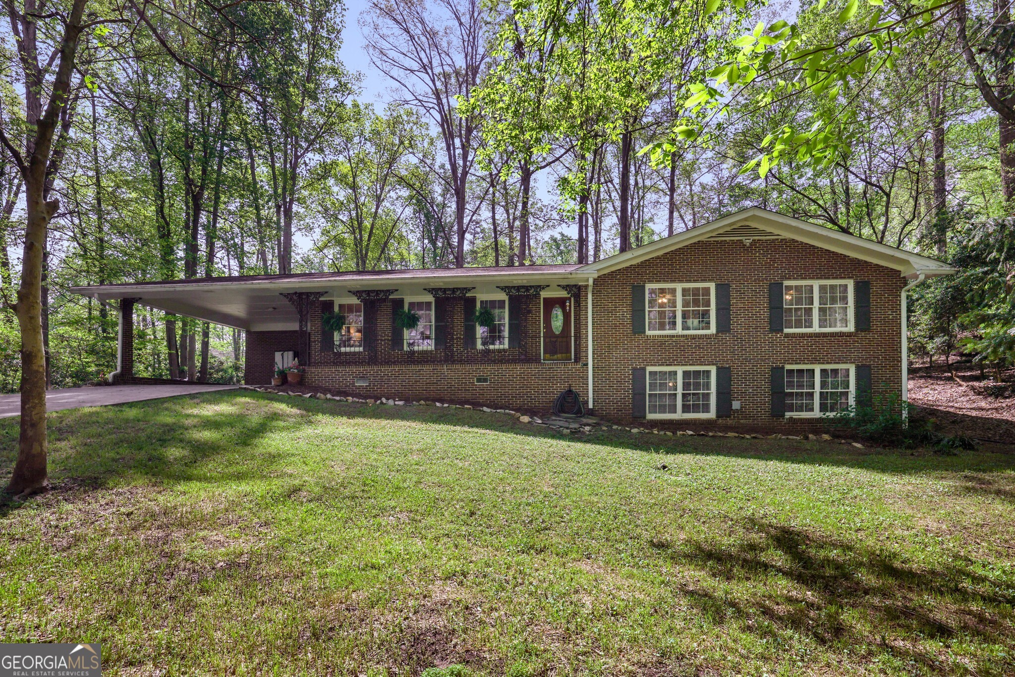 4730 Geneva Drive SW