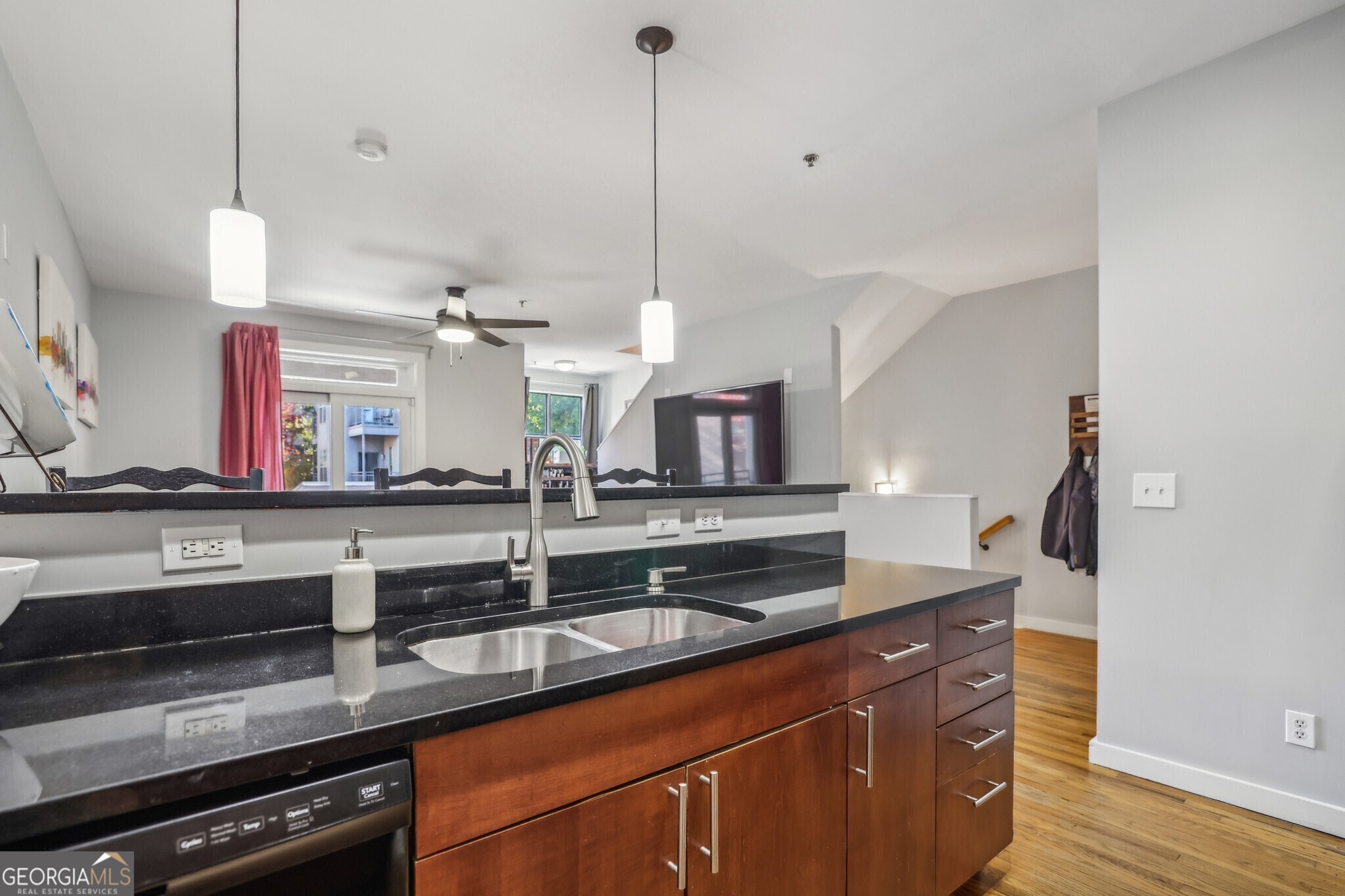 238 Walker Street # 39