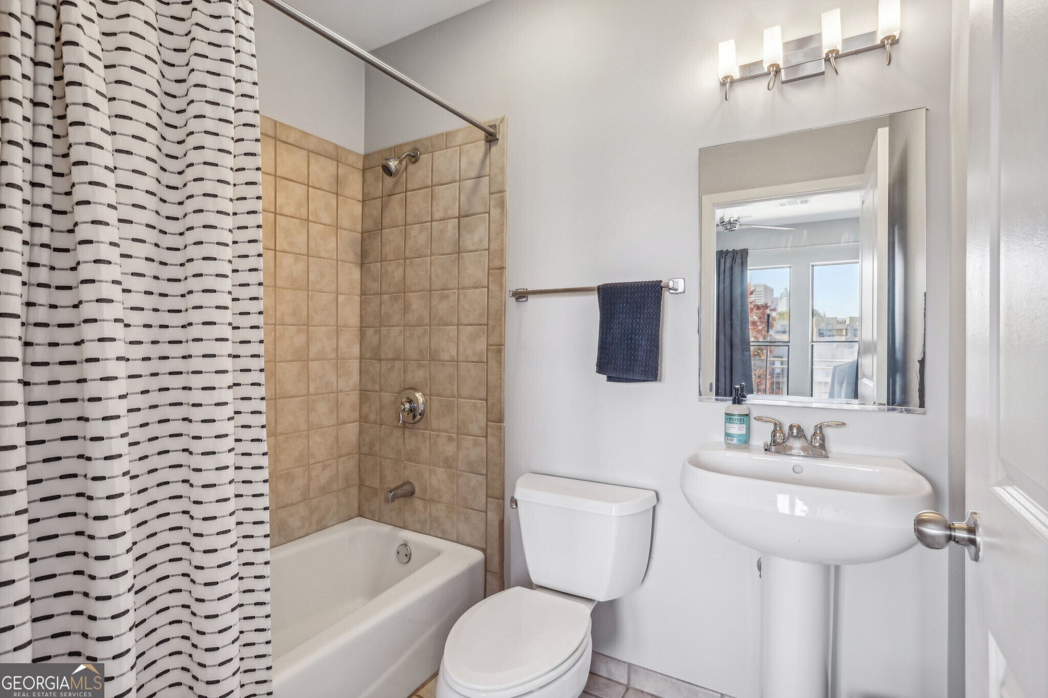 238 Walker Street # 39
