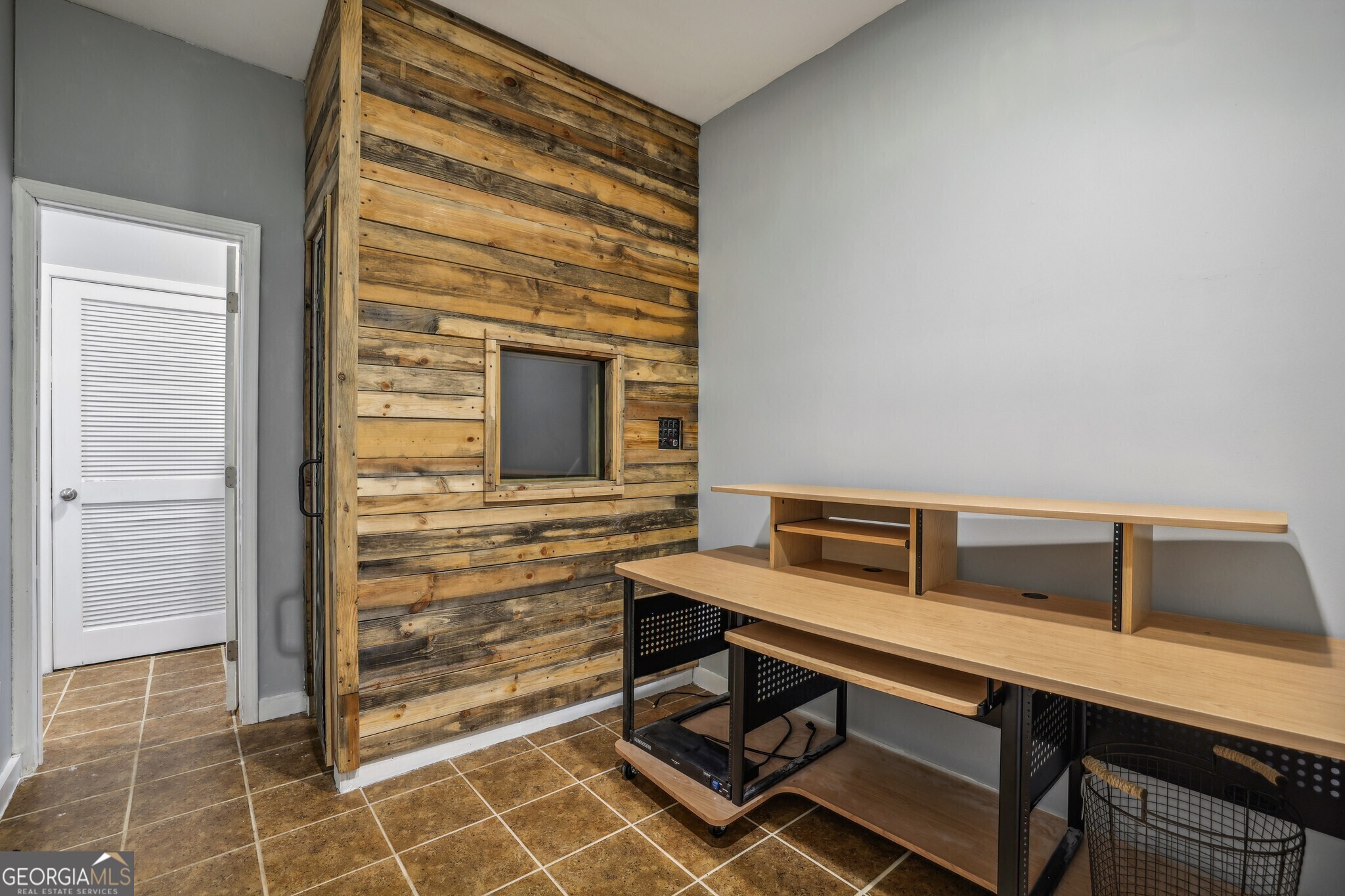 238 Walker Street # 39