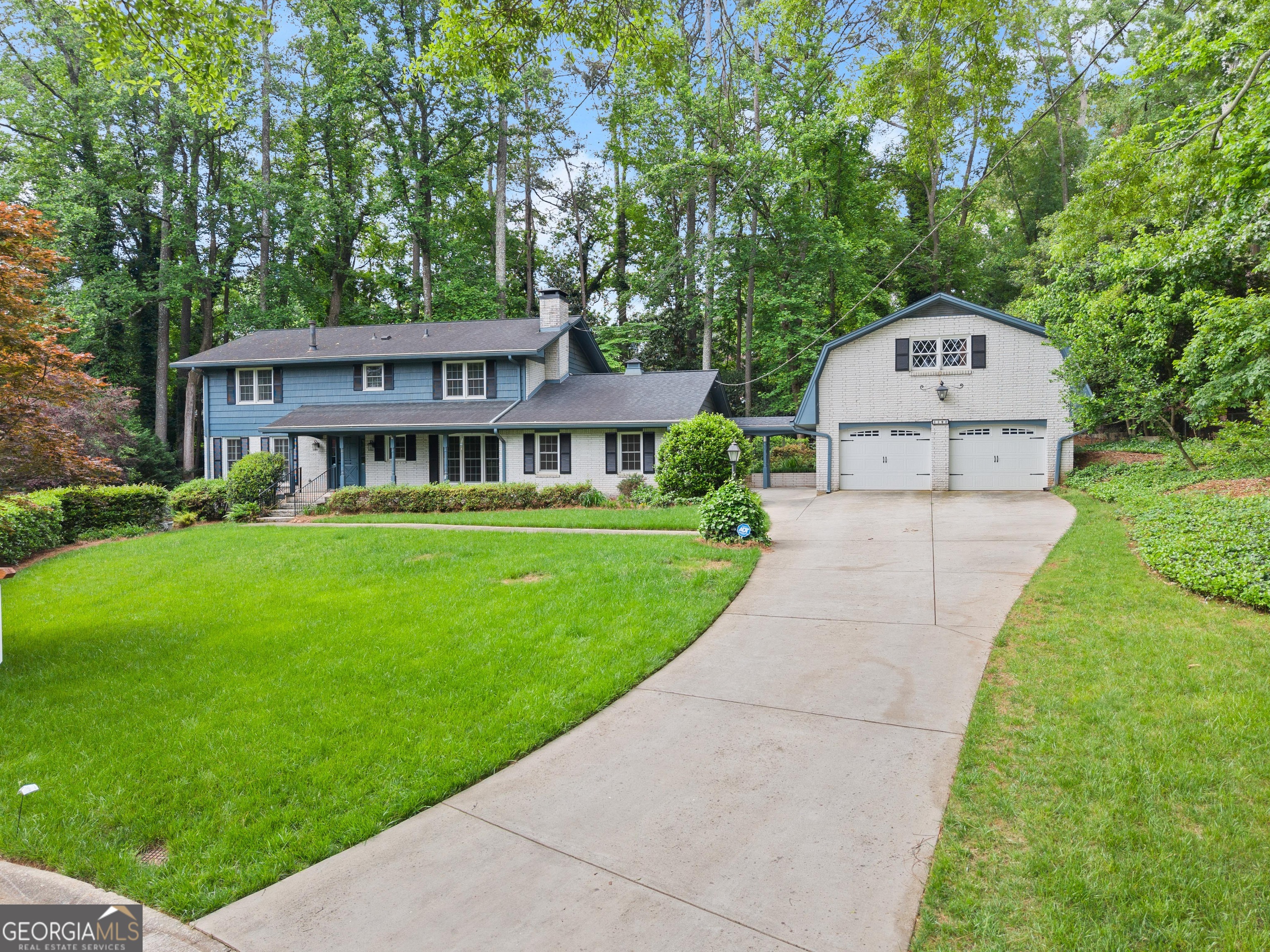 1190 Hess Drive