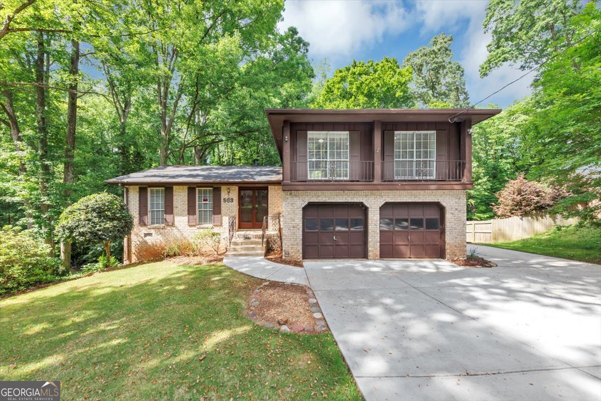 563 Navarre Drive