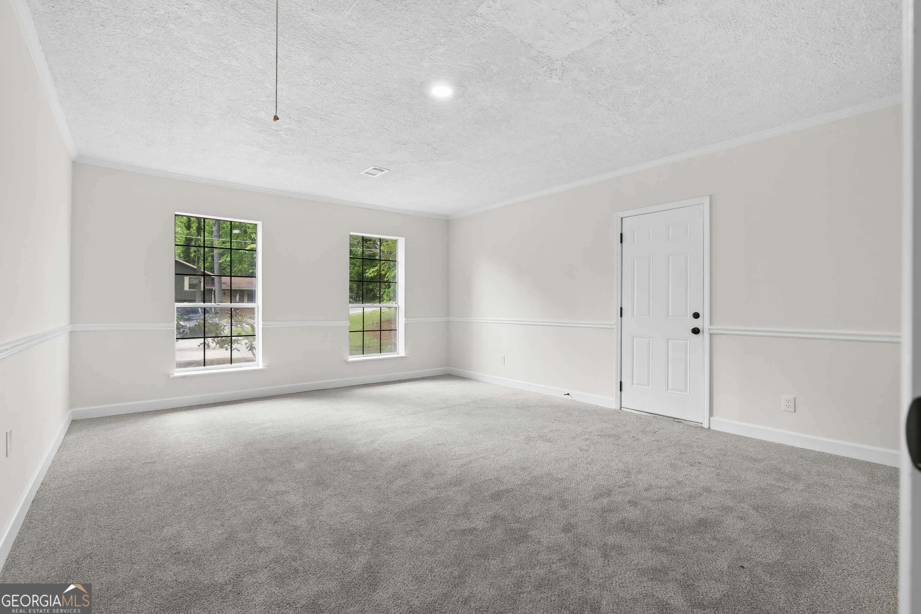 1490 Diplomat Drive