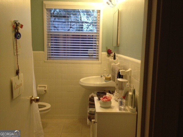 2477 N Decatur Road Unit: A1