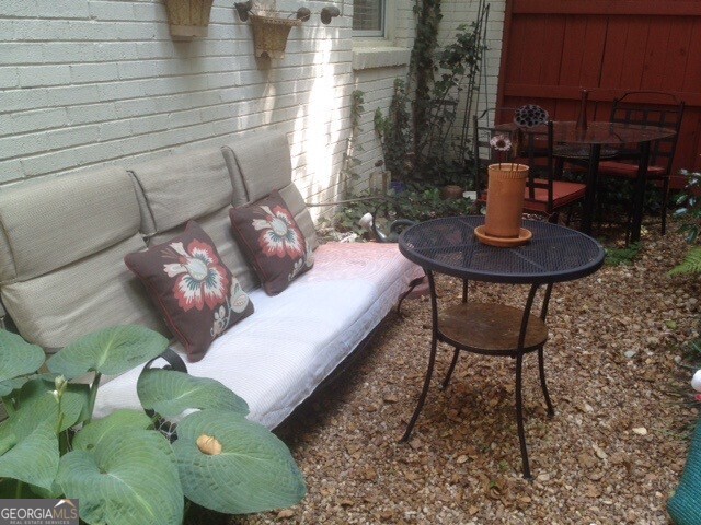 2477 N Decatur Road Unit: A1