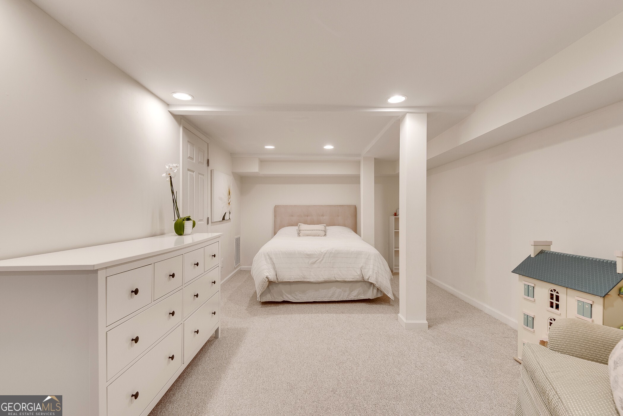 1448 Diamond Head Circle