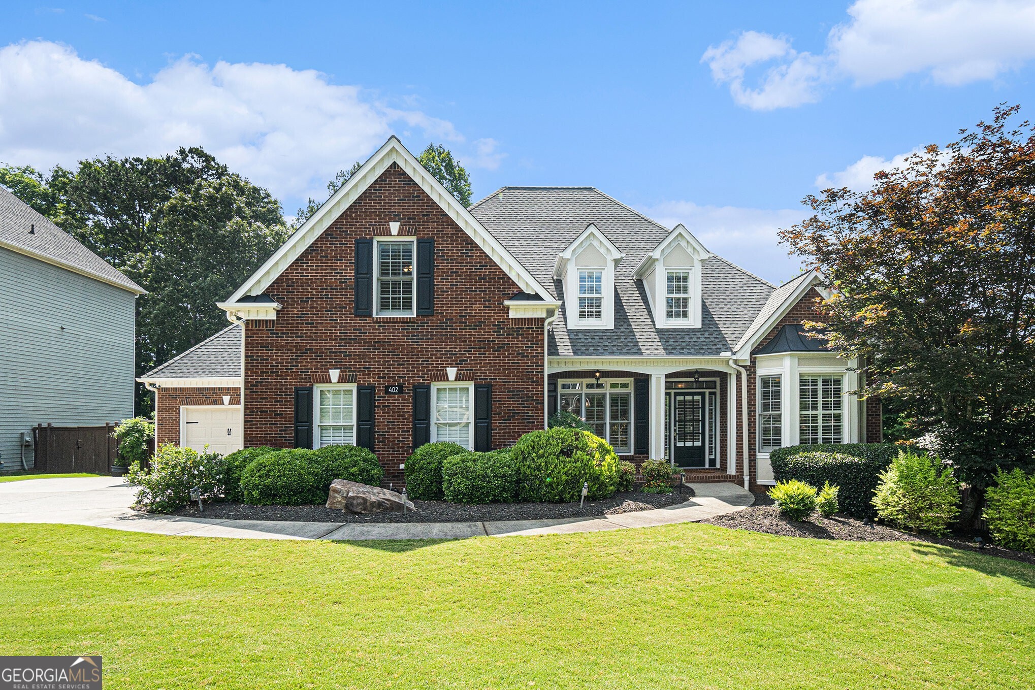 402 Lake Point Trace