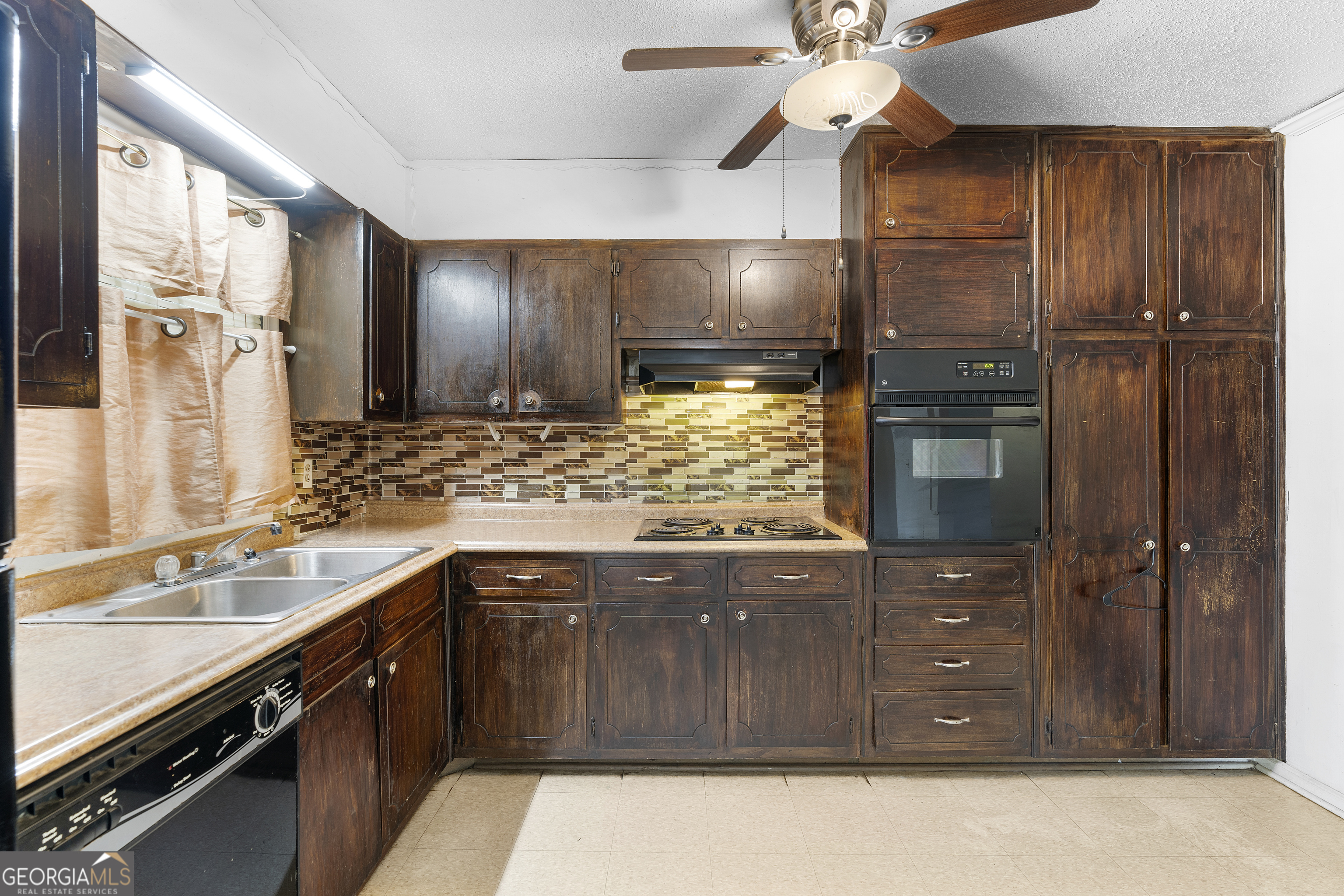 6535 Buckhurst Trail