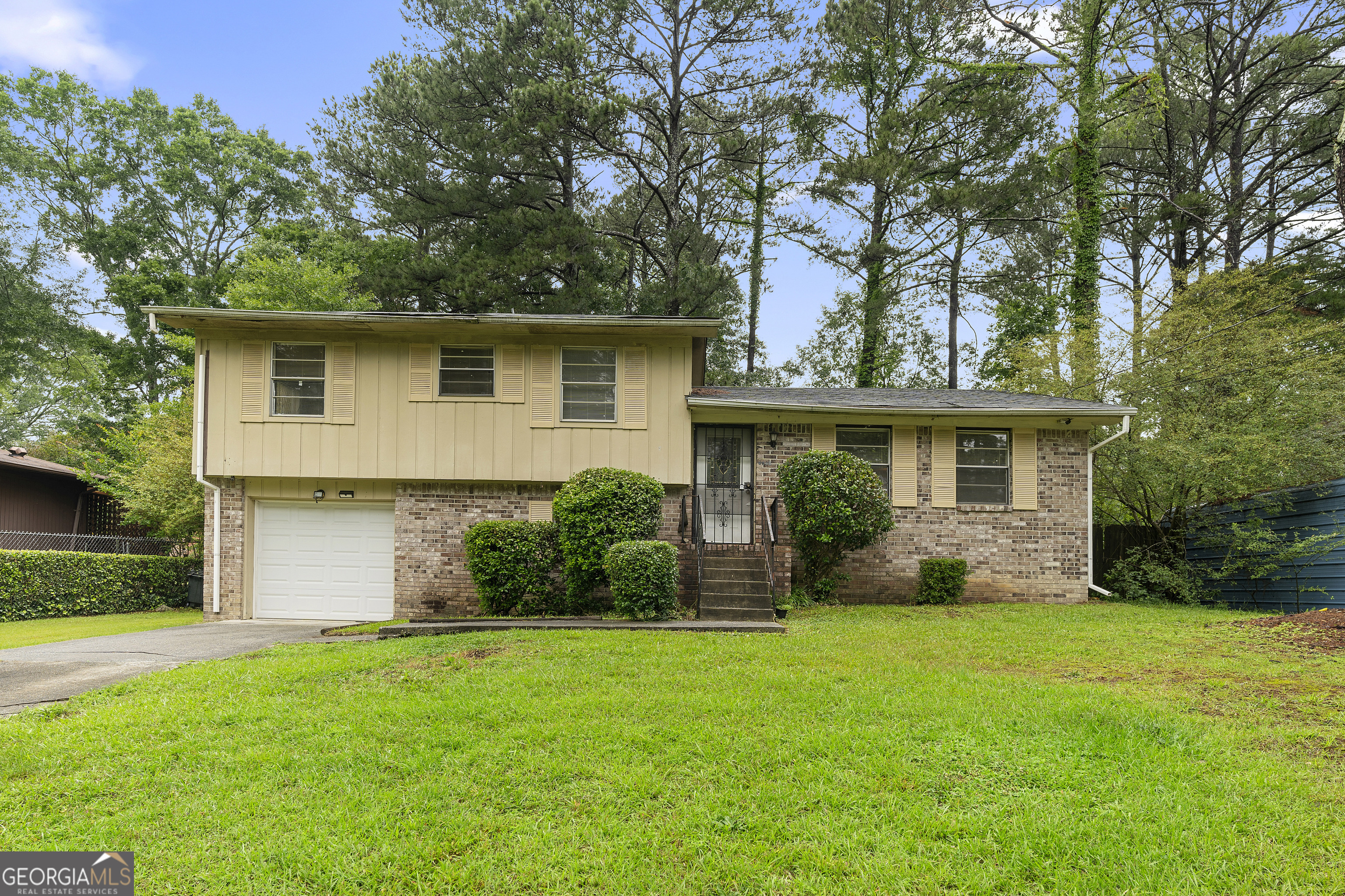 6535 Buckhurst Trail