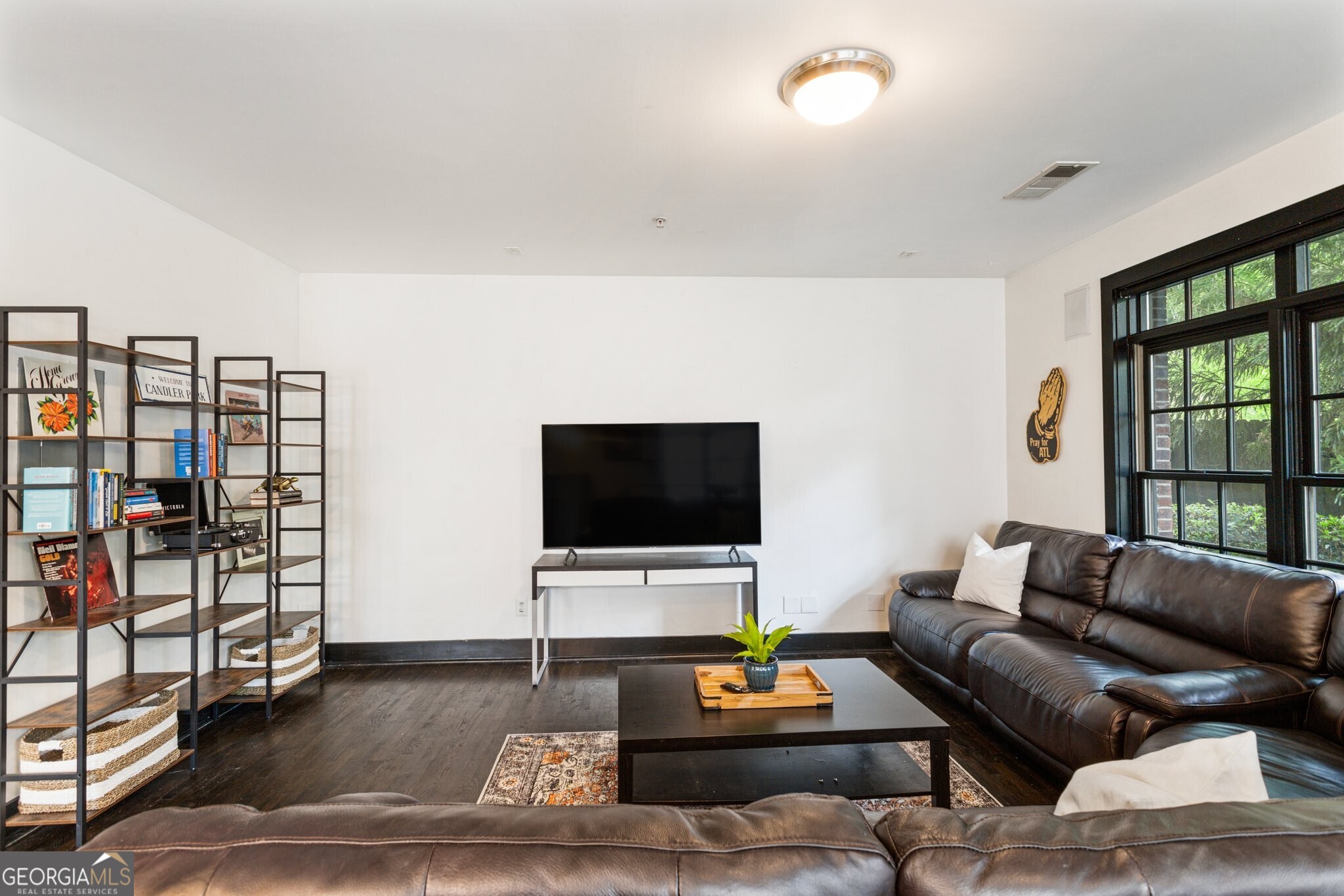 1300 Dekalb Avenue NE # 711