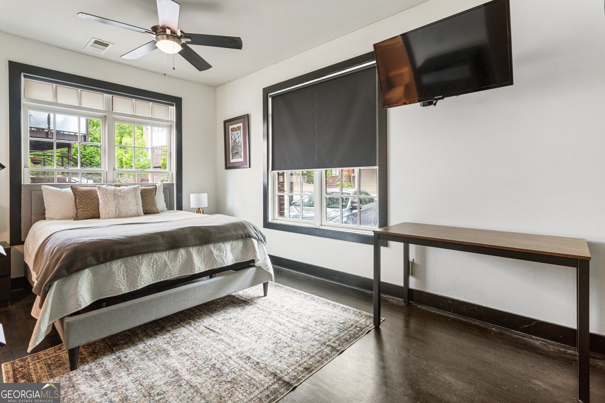 1300 Dekalb Avenue NE # 711