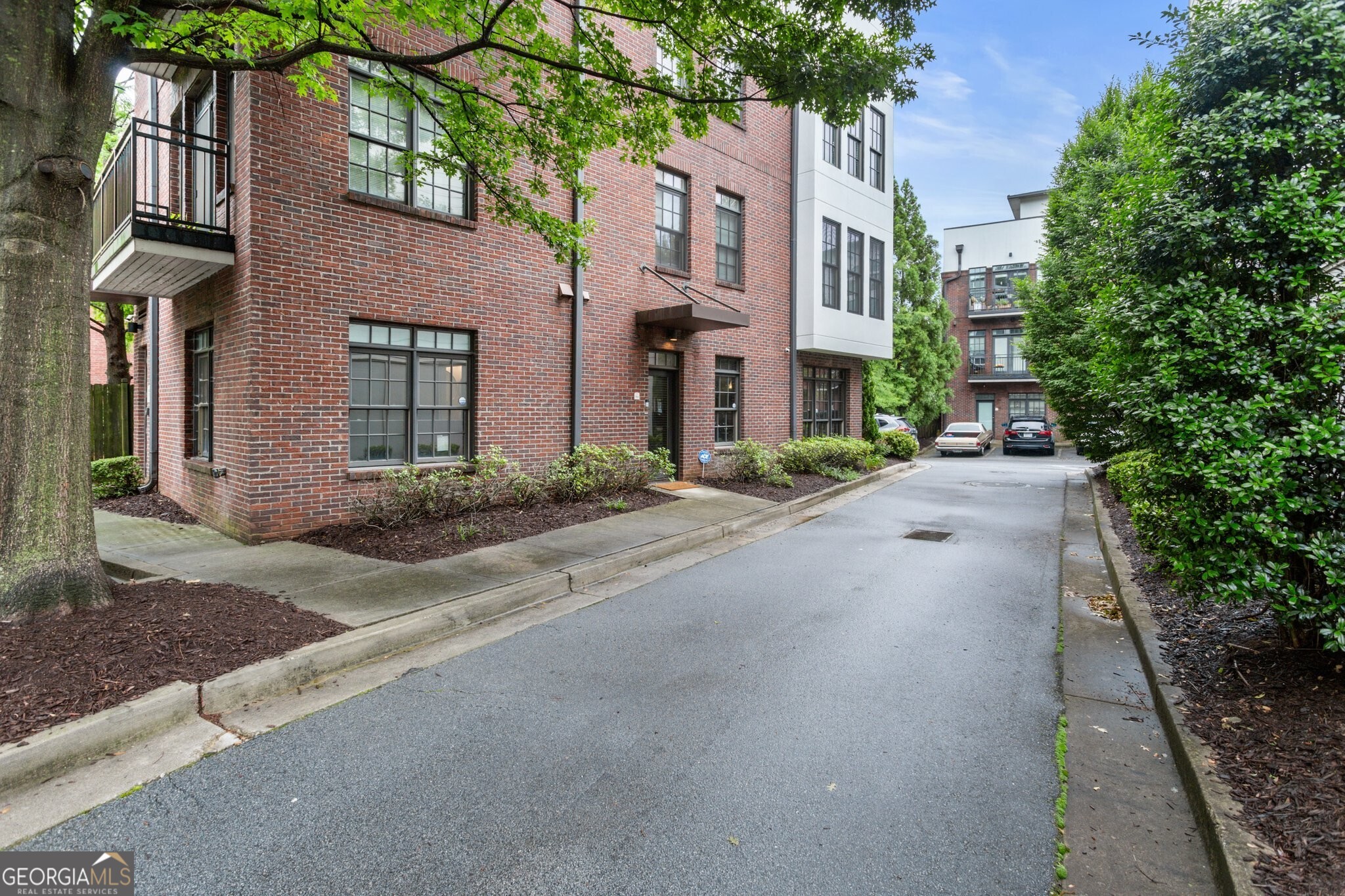1300 Dekalb Avenue NE # 711