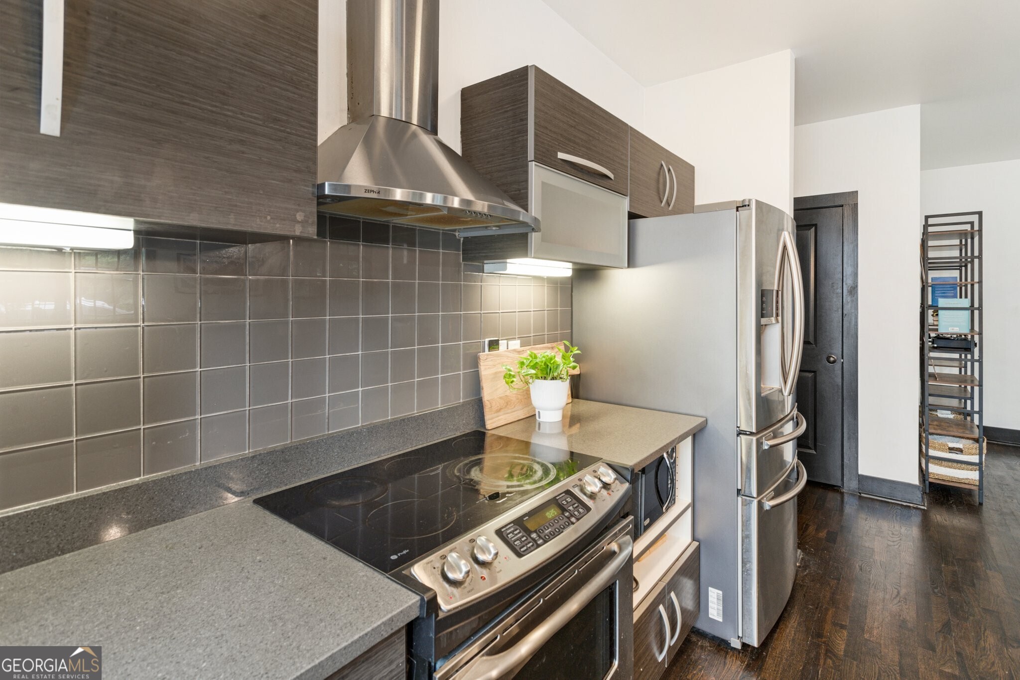1300 Dekalb Avenue NE # 711