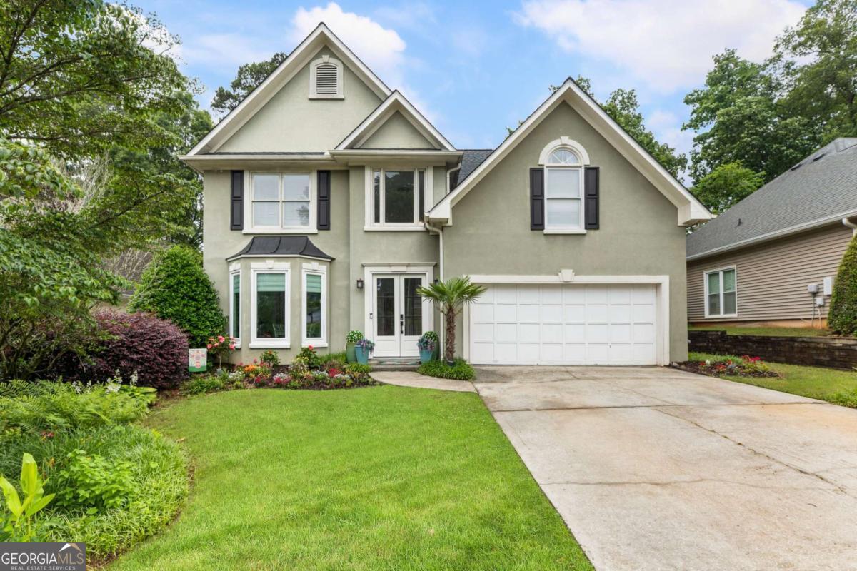 1450 Crescent Walk