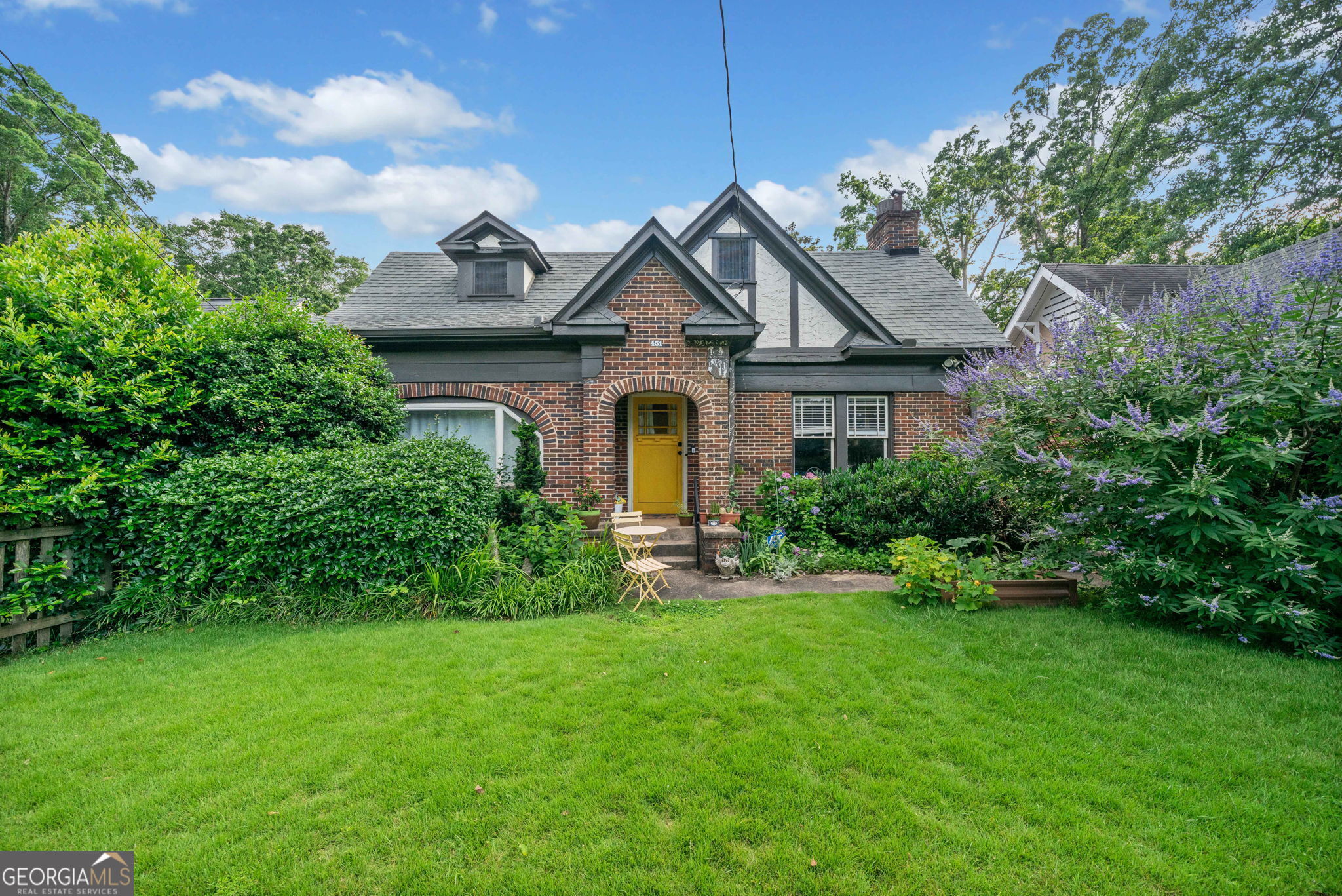 451 S Columbia Drive