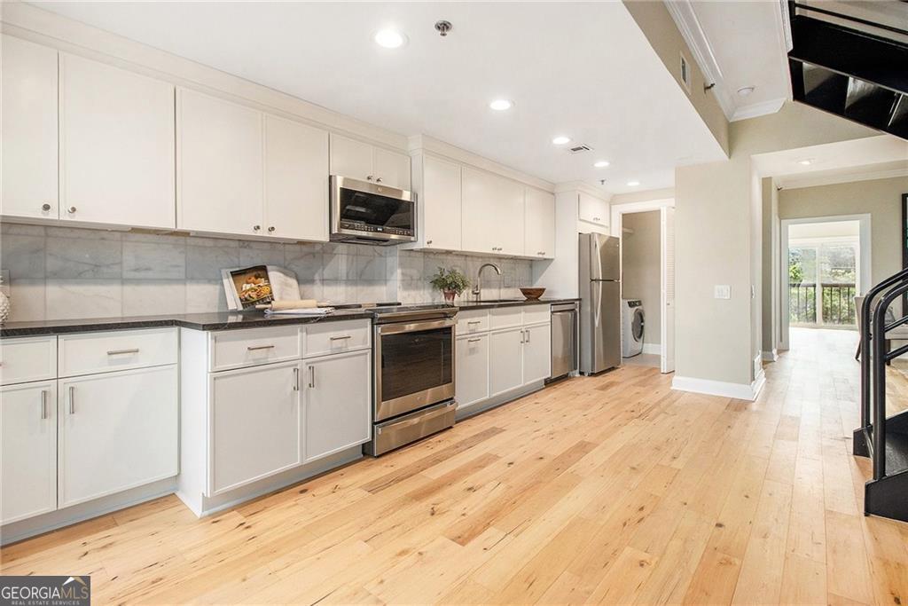 587 Virginia Avenue NE APT 609