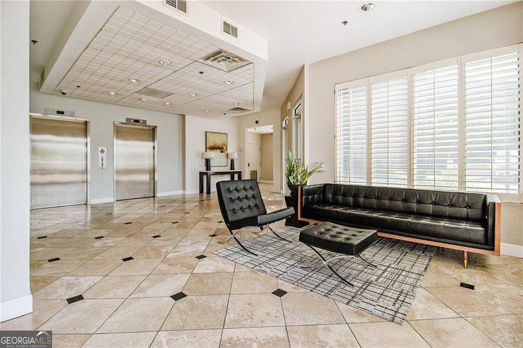 587 Virginia Avenue NE APT 609