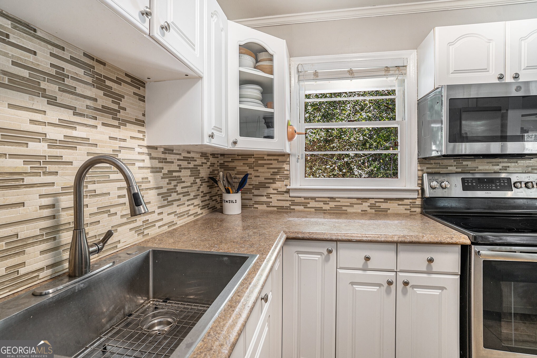 286 Indian Trail