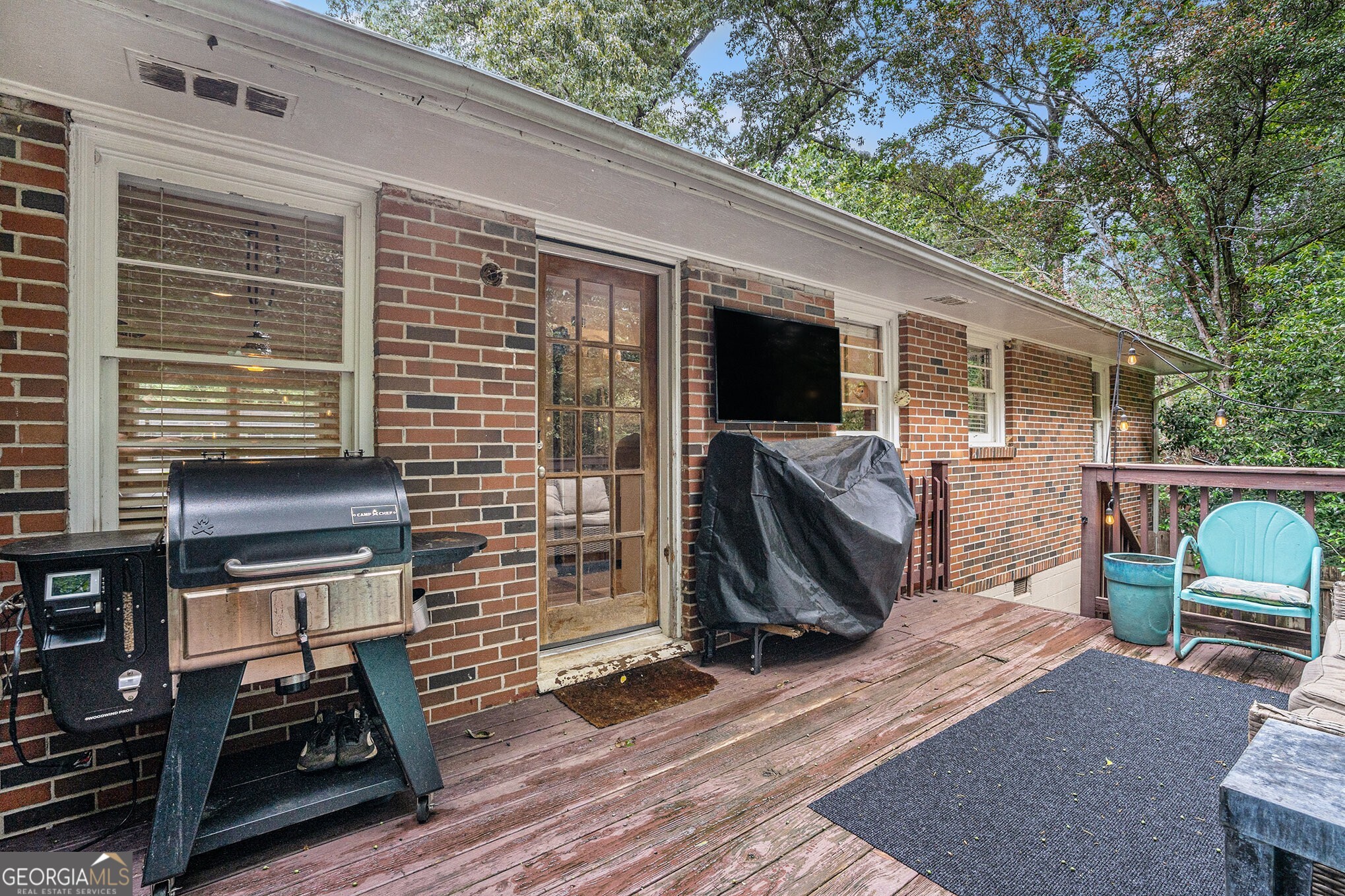 286 Indian Trail