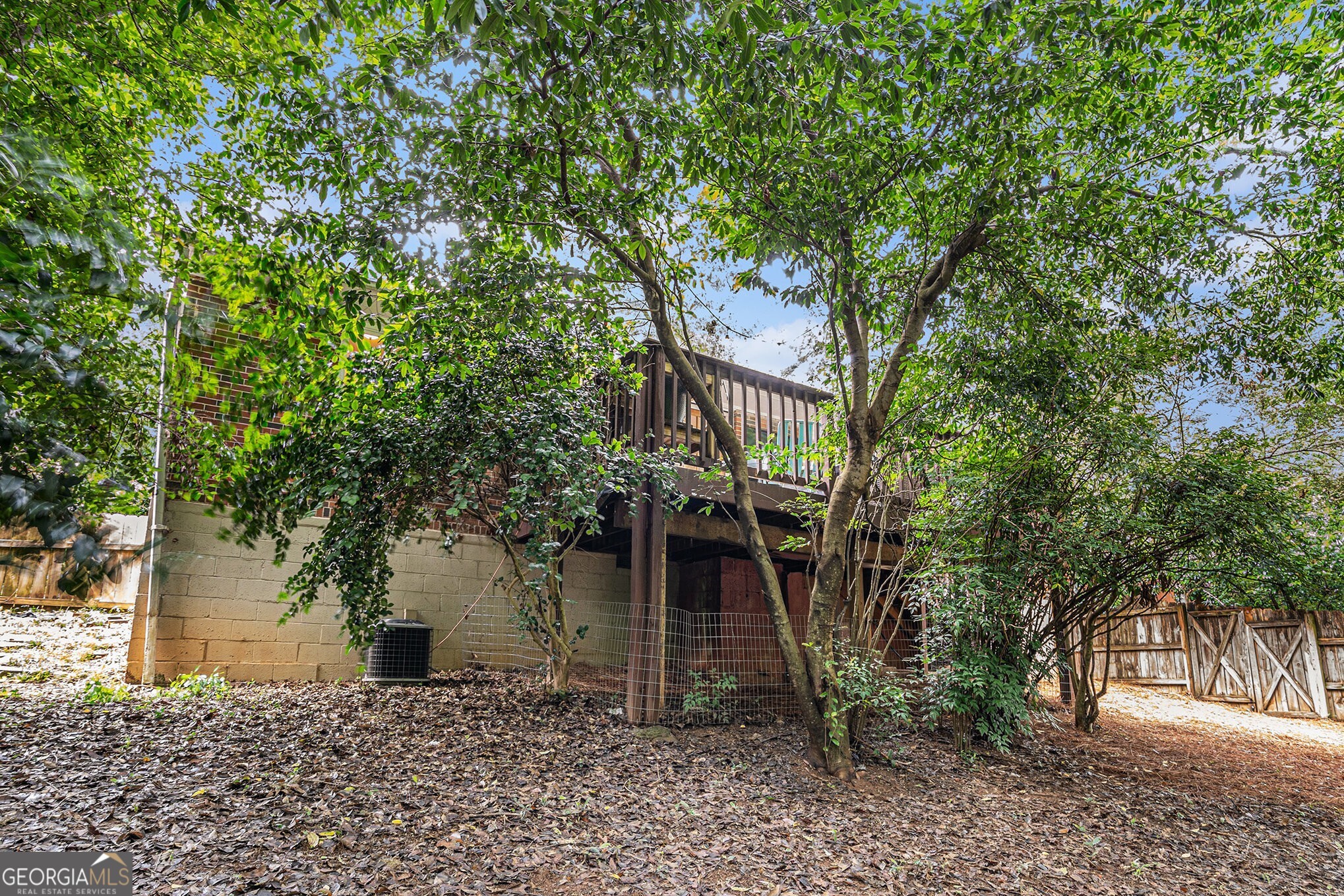 286 Indian Trail