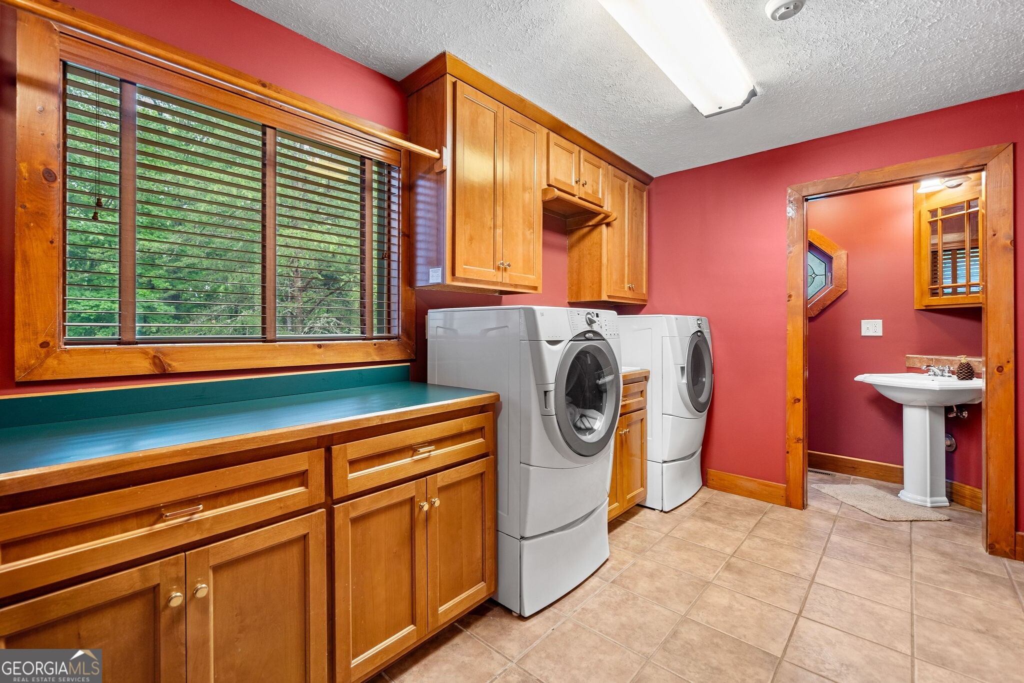 1158 Scenic Mountain View Road