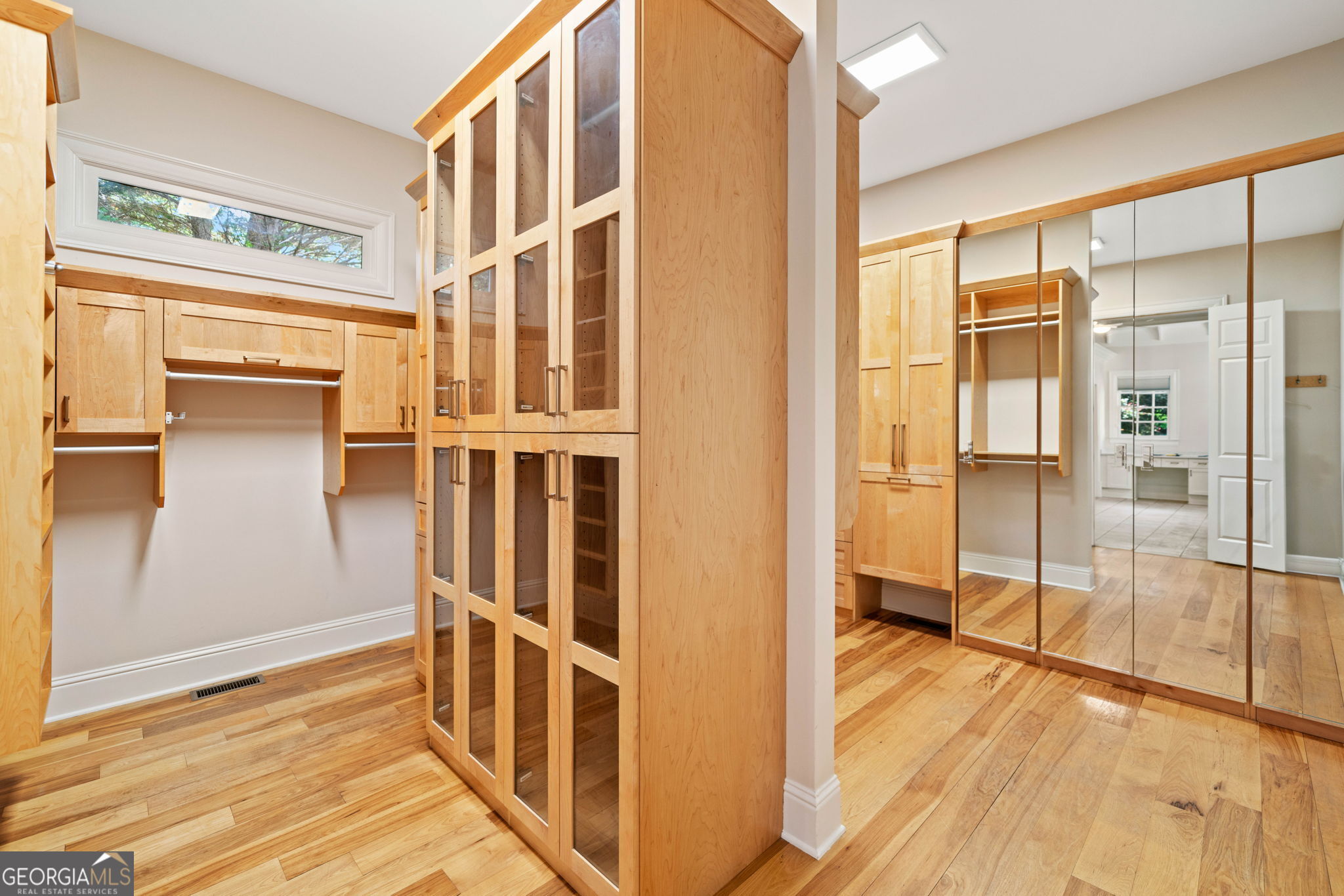 3770 Riverly Trace