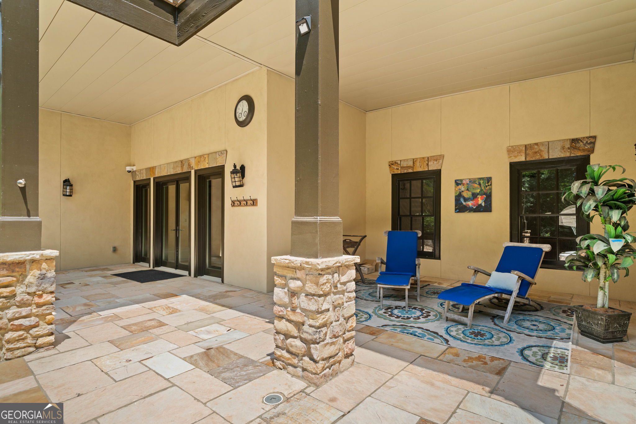 3770 Riverly Trace