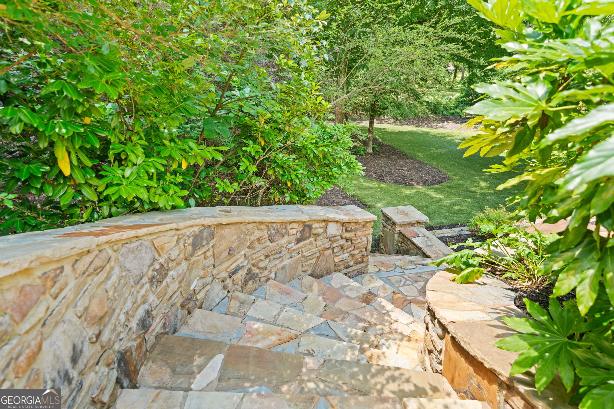 3770 Riverly Trace
