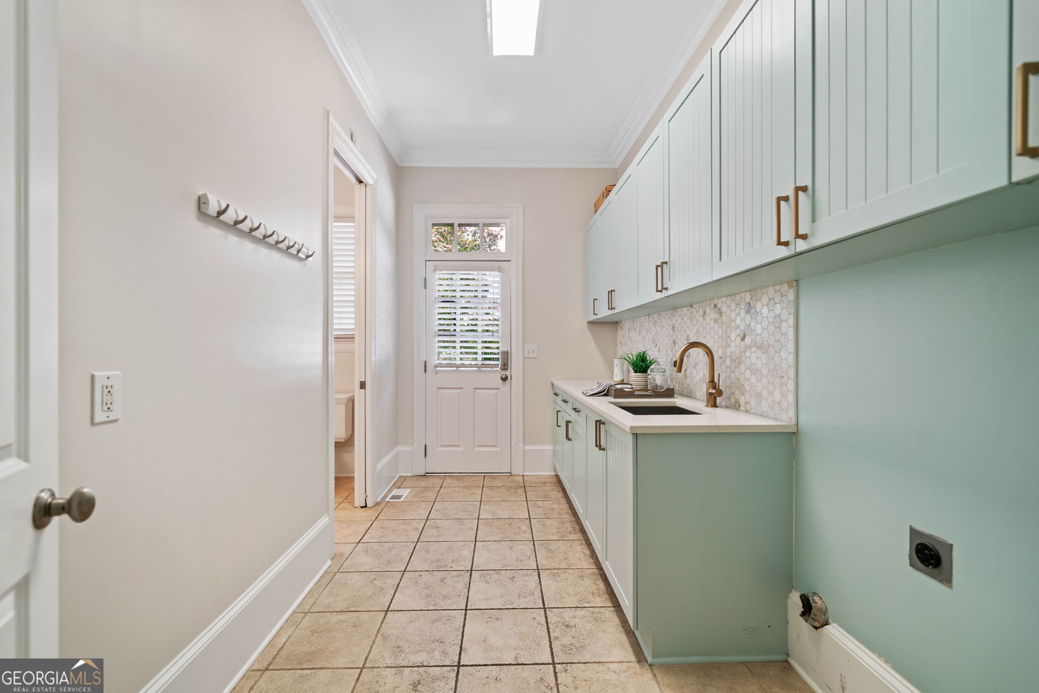 3770 Riverly Trace