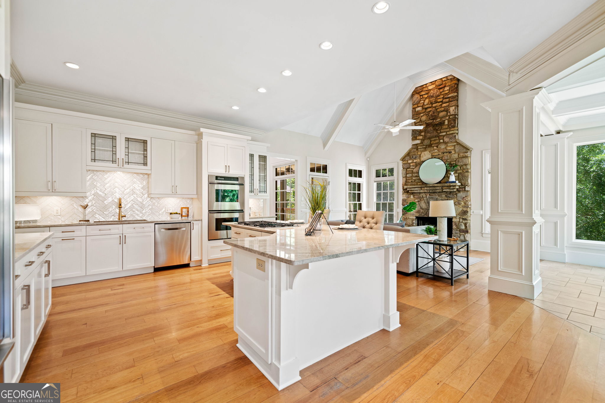 3770 Riverly Trace